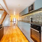 Penthouse - Kingbed - Tv - Wifi * סדברג