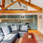 Penthouse - Kingbed - Tv - Wifi *