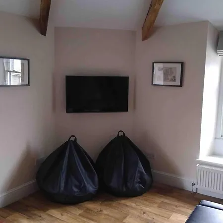 דירה Penthouse - Kingbed - Tv - Wifi סדברג